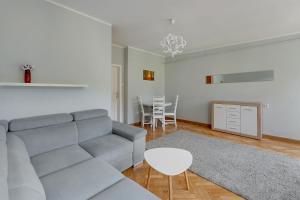 Grand Apartments - Prima Sort z widokiem na port Gdynia