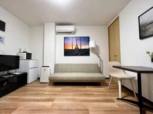 Rakuto通天閣201,特價2室1厅,日本橋難波心斎橋1站, 車站3分,緊鄰通天閣, 直達關西機場大阪城USJ京都