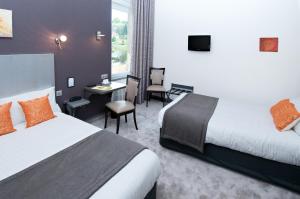 Hotels Hotel Nougier : photos des chambres