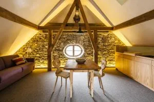 Josephus Domicilium iv - Madonna