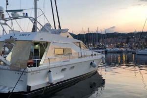 Bateaux-hotels Sejour insolite a bord d'un Yacht a Porto Vecchio : photos des chambres