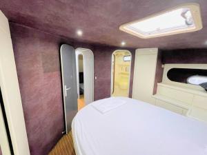 Bateaux-hotels Sejour insolite a bord d'un Yacht a Porto Vecchio : photos des chambres