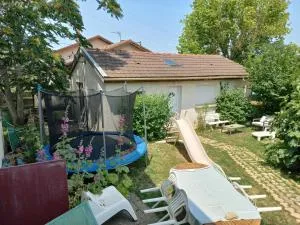 Jacques et Paola Chanis - Priay