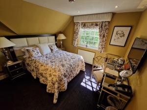 Double Room room in Cairn Lodge