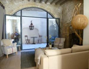 Appartements 'Le Loft des Antiquaires', Isle-sur-Sorgue : photos des chambres