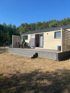 Domek nad jeziorem Kamień