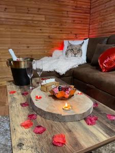 Chalets Romantique chalet avec sauna et jacuzzi exterieur : photos des chambres