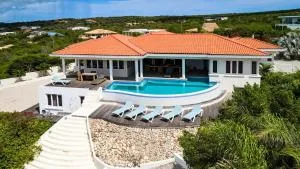 Crown Terrace 18 - Hato