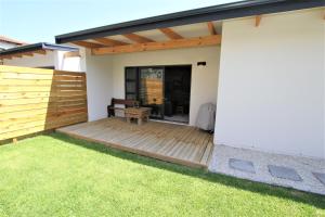 Garden Flat - Walk To The Beach (no load shedding)