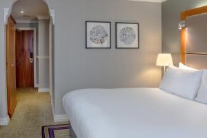 Classic Family Room room in The Park Royal - QHotels