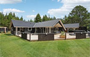 Awesome Home In Blåvand With S..