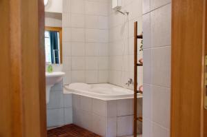 Elephants Apartments