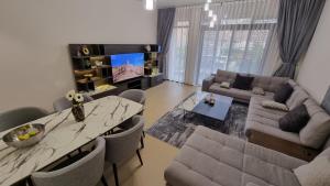 Two bedroom Apartment Muscat Bay