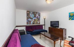 Beautiful Apartment In Ika With Wifi