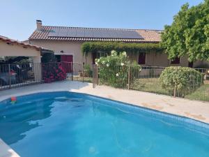 Maisons de vacances Mas La Gentille ,,, a la campagne , beautiful outdoor , swimming pool , pool house , Nice green Garden , BBQ ,,, only for you , pour passer un sejour inoubliable : photos des chambres
