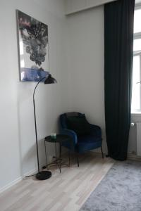 Cozy Kallio Studio, Eat, Explore, Commute Easy