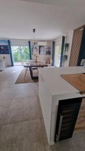 Maisons de vacances Maison 7 chambres avec piscine entre Montpellier et Nimes : photos des chambres