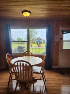 Baywatch Lighthouse Cottages & Motel