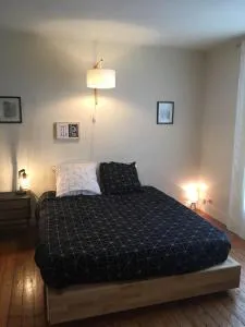 ANTONY Centre à 150m du RER Antony, des commerces et du marché. - Френ