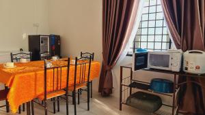 Anjung KLIA House 72 With Neflix