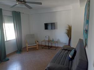 Apartamento Bajo en Valdelagrana, Primera Línea de Playa