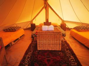 Tentes de luxe Camping a la ferme : photos des chambres