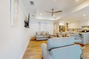 Carolyns Seashell Retreat