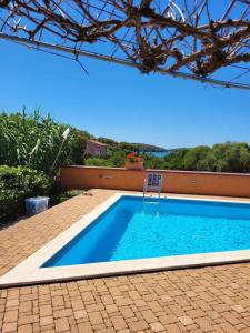 Stella apartments - 3hvězdičkové hotely ve městě Vinkuran