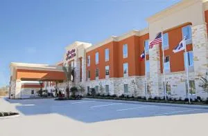 Hampton Inn & Suites Winnie - Уинни