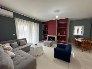 Comfy Hill Apartments