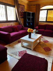 4 Bedroom superior family villa with private pool, 5 min from beach Abu Talat