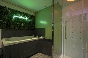 CosyRouen Bali Jacuzzi & Hamman