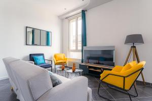 Maisons d'hotes Coeur de ville #H2- Central & Cosy - Logement partage - Chambre privee : photos des chambres