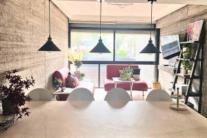 Camina 3 minutos para entrar al WTC y Pepsi Center