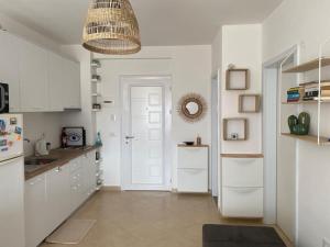 The Flip-Flop Apartment