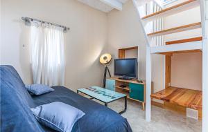 Maisons de vacances Beautiful Home In Avanton With 1 Bedrooms : photos des chambres