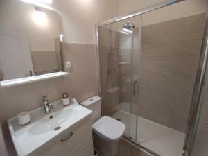 Apartments with WiFi Zadar - 21515