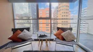 Lujo 3 habitaciones y terraza. Diagonal al Hotel Sheraton Piso 7, terraza 180 grados espectacular vista frontal República de El Salvador - Tababela