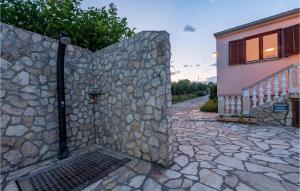 Gorgeous Home In Slivnica With Kitchen 