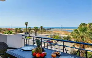 Awesome Apartment In Isla Cristina - La Antilla