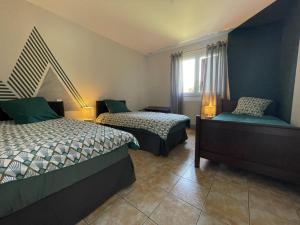 Maisons de vacances Gite Saligny-sur-Roudon, 3 pieces, 5 personnes - FR-1-489-461 : photos des chambres