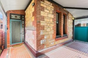 Belle Escapes - Glenelg Cottage by Marina