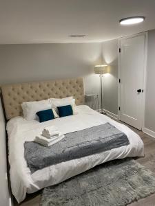 Stylish Urban Retreat 3 Bedroom Newly Remodeled