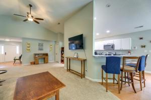 Swansboro Vacation Rental, 4 Mi to Hammocks Beach!