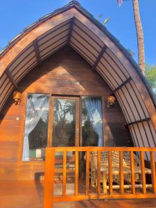 Bungalow Nhìn ra vườn (Bungalow with Garden View)