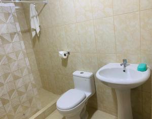 Habitación con baño propio para 2 personas como máximo