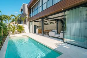 Villa Vantage 7 - Outstanding 3 BR Villa - Great Location!