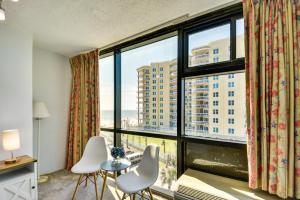 Daytona Beach Vacation Rental with Pool Access