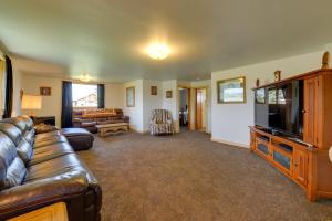 Wyoming Horse Property Near Outdoor Recreation!