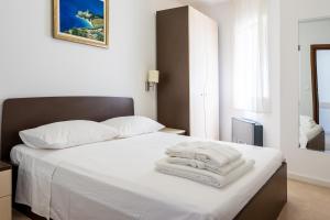 Two-Bedroom Apartment room in Villa Keti